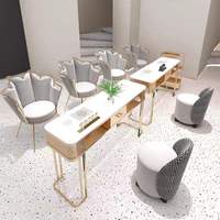 Table à ongles en bois de style moderne personnalisée dorée pour salons de beauté, services de spa pour les ongles, chambre à coucher, salon, centre commercial