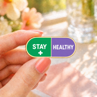 Promotion : Broches et épingles en émail sur le thème de la médecine, vente en gros, motifs pilules, badges santé, épingles de revers personnalisables avec LOGO et lettres, capsules positives