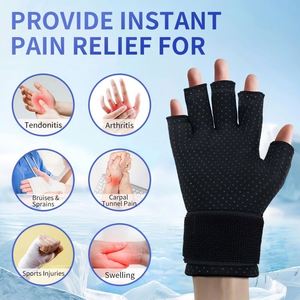 Flexible Cold Therapy Gloves Reusable Adjustable <b>Wrist</b> Pack Hand Ice Compress for Injury Recovery and Pain Relief Custom - Product Image 2