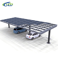 Abri photovoltaïque pour voitures, simple ou double, construit avec des aciers en H ou des tubes carrés, capable d'accueillir plusieurs véhicules.