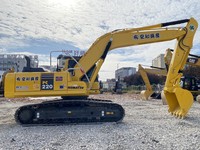 Prix de vente directe : Excavatrice d'occasion Komatsu PC220 de 22 tonnes, excavatrice sur chenilles de construction d'occasion en stock
