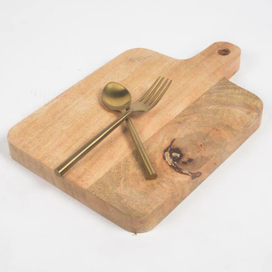 2025 Meilleure vente Planches à découper et plateau de service en bois de mangue avec trait naturel de qualité supérieure. - Product Image 5