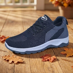 Nouvelles Chaussures de Sport et de Loisirs Respirantes en Maille pour Hommes 2026 – Tendance et Polyvalentes pour le Voyage - Product Image 1