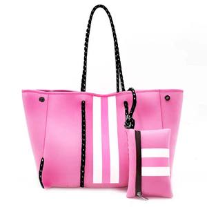 Nuova Borsa da Spiaggia Estiva <span class=keywords><strong>2023</strong></span> in Neoprene per Donna, Impermeabile con Bottone, Personalizzabile, Due Manici, Design Geometrico - Product Image 4
