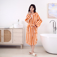 Rétro genou longueur robe de chambre en gros genou longueur peignoirs de bain à capuche vert rayure hiver maison bonne Absorption peignoir