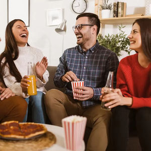 Fábrica al por mayor Rosa grano ondulado barra Vertical película <span class=keywords><strong>noche</strong></span> reutilizable parte superior abierta cajas de papel en relieve palomitas cubo diseño carpeta - Product Image 4