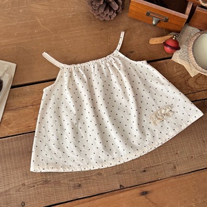 Conjunto de dos piezas con top y falda corta con lunares para niña, conjunto informal transpirable de verano - Product Image 4