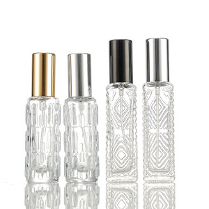 Flacon de parfum portable de <span class=keywords><strong>poche</strong></span> 12 ml, texture <span class=keywords><strong>vintage</strong></span> en forme de losange, en verre écologique transparent, échantillon de parfum à bille rechargeable - Product Image 1