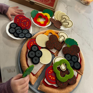 Juego de pizza de fieltro Unisex de nuevo estilo, juguetes de fieltro para niños pequeños y niños de 2 años +, juego de cocina de simulación - Product Image 6