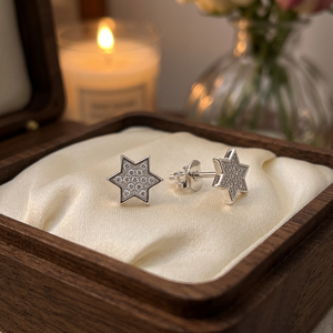 Boucles d'oreilles clous étoile en argent 925 Starspire pour femme, petites, tendance, brillantes, en moissanite, pour fiançailles, mariage ou anniversaire - Product Image 4