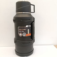 Botella de agua sin BPA a prueba de fugas con aislamiento al vacío de acero inoxidable 316 de gran capacidad, taza portátil de diseño moderno para viajes al aire libre