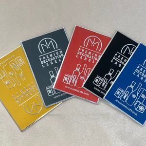 Emballage de bougie en métal de luxe personnalisé autocollants d'étiquette en feuille d'or adhésifs étanches et brillants 500 pièces quantité minimale de commande pour pots de bougie - Product Image 4