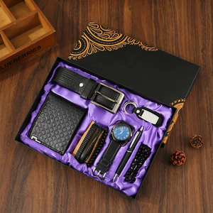 Coffret Cadeau Homme IStapromo : Montre, Portefeuille, Ceinture, Bracelet, Porte-clés, Chapelet, Trousse à Crayons - Product Image 3