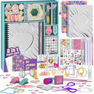 Set Regalo di Cancelleria Personalizzabile con Logo, Include Nastro Washi, Adesivi e Accessori, Regalo Personalizzato per Bambini e Adolescenti - Product Image 1