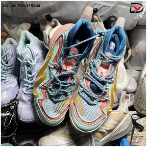 S03-2 Chaussures de basketball d'occasion pour garçons, lots de chaussures de basketball d'occasion de marque chinoise, vente en gros, chaussures d'occasion en vrac - Product Image 4