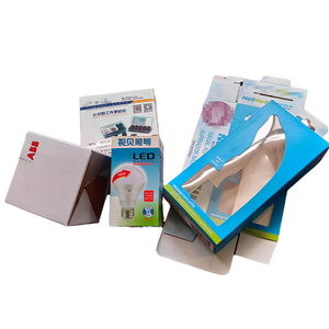 Boîte de papier légère de taille personnalisée avec fenêtre transparente vente d'usine pour l'emballage du produit