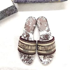 <span class=keywords><strong>Sandalias</strong></span> <span class=keywords><strong>Planas</strong></span> de Lujo con Estampado para <span class=keywords><strong>Mujer</strong></span>, <span class=keywords><strong>Sandalias</strong></span> de Playa para Verano, Vacaciones al Aire Libre, <span class=keywords><strong>Sandalias</strong></span> Casuales, Elegantes y de Diseño - Product Image 6