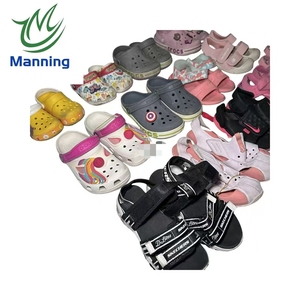 Manning all'ingrosso Ukay vendita calda di seconda mano pantofola per bambini in balla usato sandali dell'usato per bambini pre-amato in sacchi - Product Image 4