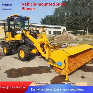 Brosse à neige aéroportée de grande taille pour voirie municipale montée sur véhicule, pour l'hiver - Product Image 1