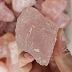 Guarigione di Alta Qualità Naturale Grezza Pietre Rock I Cristalli di <span class=keywords><strong>Quarzo</strong></span> Rosa <span class=keywords><strong>Quarzo</strong></span> Rosa <span class=keywords><strong>Minerale</strong></span> Grezzo Per La vendita - Product Image 2