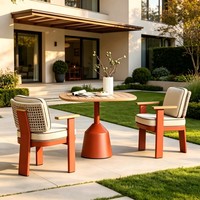 Table de repas d'extérieur haut de gamme Sunway et chaises en aluminium tressé pour hôtels, complexes hôteliers, villas de luxe, espaces piscine et jardins