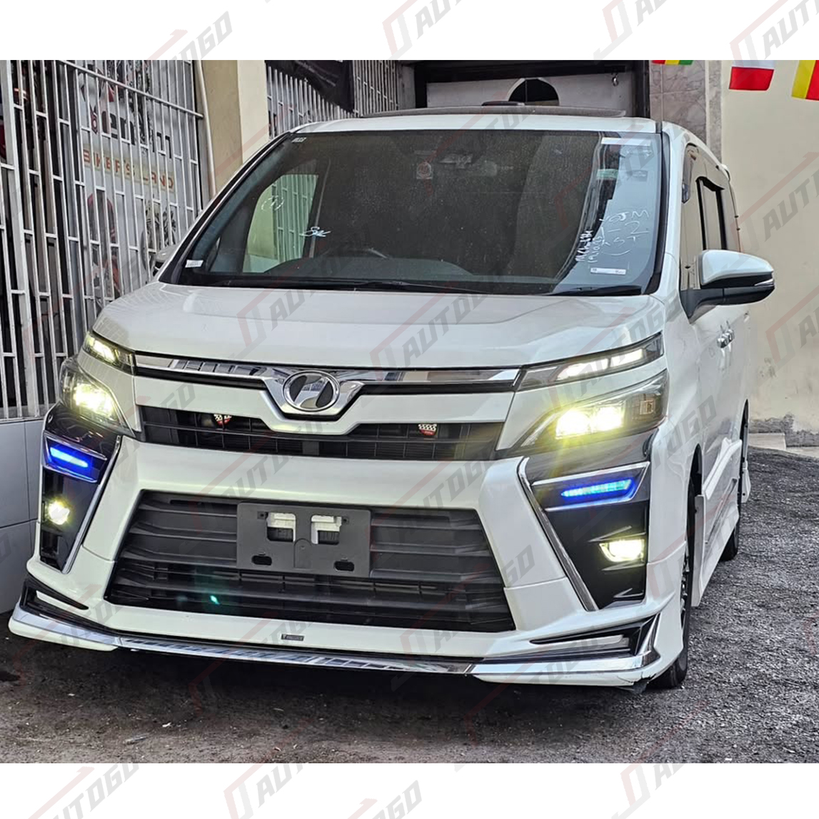 トヨタ Voxy 80シリーズ ハイブリッドX V 用 ZS Aero モデリスタ
