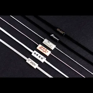Custom Eigen Merk Reliëf Logo Plastic Hang Labels Afdichting Kleding String Seal Pvc Hang Tag Strings Met Nylon String