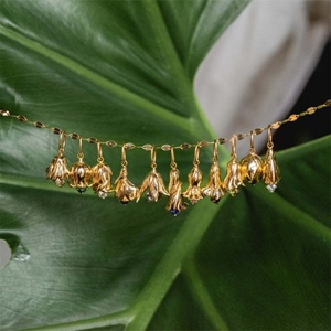 Colgantes al por mayor para la fabricación de joyas: Collar de mujer personalizado de acero inoxidable con colgante de cristal de flor de nacimiento de 12 meses - Product Image 3
