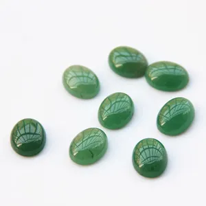 أحجار كريمة خضراء من حجر الكابوشون البيضاوي لصنع المجوهرات
