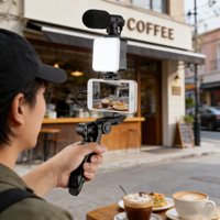 Kit de Vlogging pour Téléphone Portable Transfrontalier le Plus Vendu : Lumière LED de Poche, Microphone et Trépied Portable pour la Photographie de Beauté sur Bureau