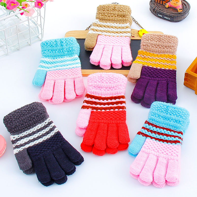 Wholesale Fashion Hot Style Touch Screen Winter Warm Cute Printing Knitting Gloves  kid Knitting Gloves