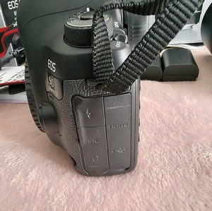 Cámara Digital SLR Canon Mark IV 90% Nueva, Grado Profesional, Fotografía Full HD 1080p, Sensor de Alta Calidad 30.40 - Product Image 4