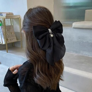 Pince à <span class=keywords><strong>cheveux</strong></span> élégante en tissu style coréen pour femmes et filles, pince bec de canard pour l'arrière de la tête avec grand nœud en perles et ruban, épingles à <span class=keywords><strong>cheveux</strong></span> tendance - Product Image 2