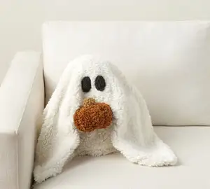 Halloween gus The Ghost với Gối bí ngô