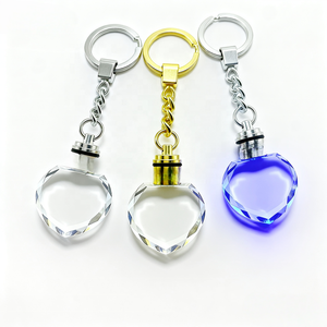 Porte-clés en cristal en forme de cœur créatif avec lumière LED, gravure personnalisée sur verre, pour décoration intérieure, cadeaux de vacances, Pâques - Product Image 5