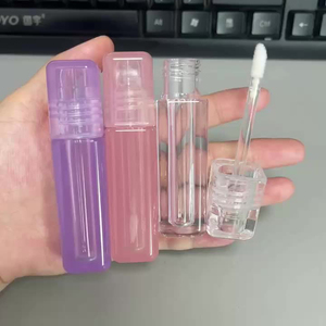 หลอดลิปกลอสขนาด5มล. ทรงสี่เหลี่ยมของเหลวคอนซีลเลอร์รองพื้นหลอดโลโก้แบบกำหนดเอง - Product Image 1