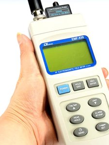 เครื่องวัด RF ดิจิตอล EMF-839 เครื่องตรวจจับ EMF ของเสาสัญญาณ 5G เครื่องวิเคราะห์ความถี่วิทยุ บันทึกได้ 16000 รายการ - Product Image 3