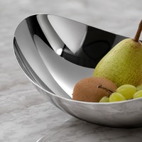 Corbeille à fruits asymétrique moderne et durable en acier inoxydable poli pour la décoration de table à manger à la maison, à l'hôtel ou lors de fêtes