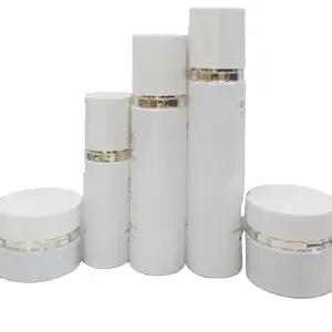 Good Quality Multi Type Luxury Cosmetic Glass Jar Packaging Bottle Set