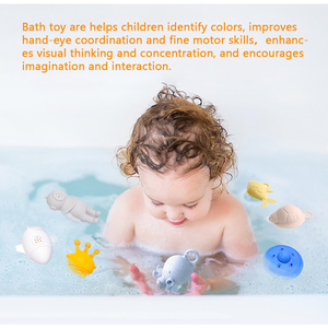 Arroseur en silicone personnalisé de dessin animé mignon pour les bébés et les tout-petits jouant à la baignoire - Product Image 3