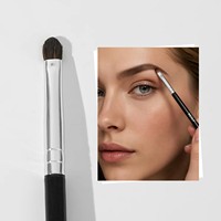 Pinceau correcteur pour fard à paupières à marque privée, logo personnalisé, petit pinceau plat de précision pour détails des yeux, outils de maquillage en gros