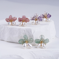Anting Mutiara beras berbentuk bunga