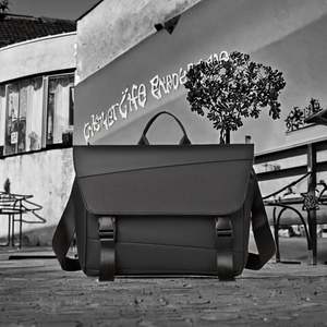 Full Customzaiton High Quality Vegan Leather <b>Crossbody</b> <b>Bag</b> Unisex Customized Black Unisex Embossed Logo Leather Messenger <b>Bag</b> - Product Image 2