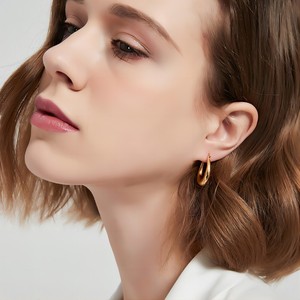 Pendientes de aro en forma de U, oro de 18 quilates, acero inoxidable, diseño geométrico para mujer, joyería de moda TE6776 G S - Product Image 3