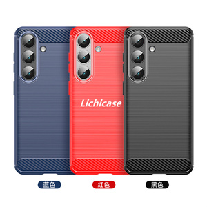 Lichicase Ốp lưng điện thoại di động kết cấu chải <span class=keywords><strong>s</strong></span>ợi Carbon cho Samsung S26 S26 cạnh S26 siêu TPU - Product Image 3