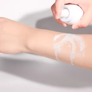 Brandneue Private Label Haut aufhellung creme Körper starker schneller Aufhellung körper Entfernen Sie Spots Lotion Cremes pray