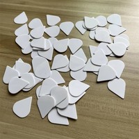 Plectres de guitare Delrin personnalisés en forme pointue, blancs, 1,0 mm/1,2 mm, Derlin 26x30 mm, surface mate, impression UV