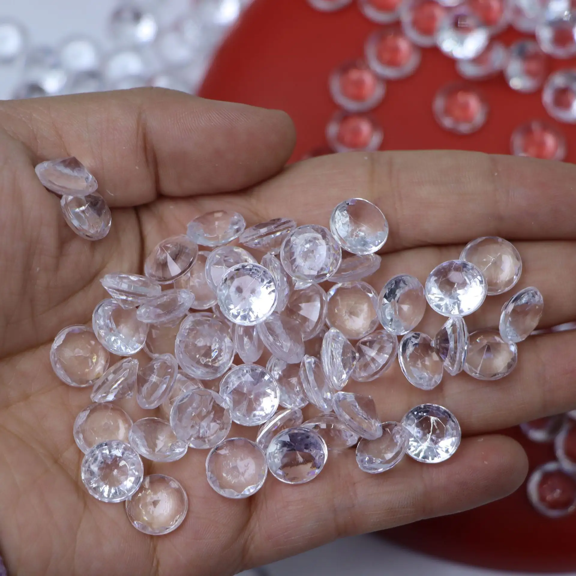 Hongzhi fábrica de diamante acrílico, tabela dispersa plástico contas de diamante para decoração de casamento enchimento de vaso