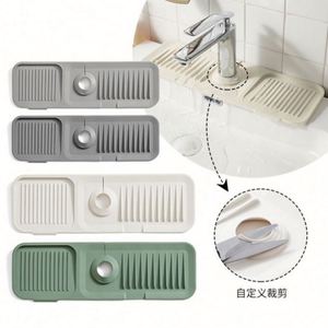 Tapis de protection anti-éclaboussures en silicone pour évier de cuisine avec support pour éponge - Product Image 1