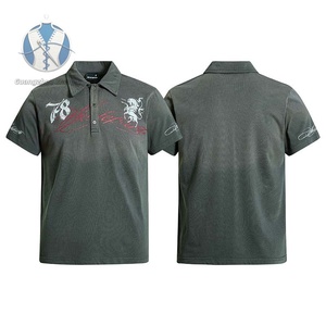 Polo da Uomo a Maniche Corte con Stampa Vintage di <span class=keywords><strong>Alfabeto</strong></span> e Numeri Sfumati, Effetto Lavato, Produzione all'Ingrosso Personalizzata - Product Image 1
